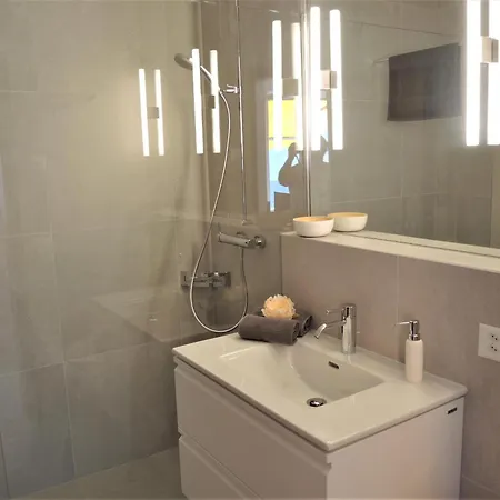 Bellavista By Fewotessin דירה